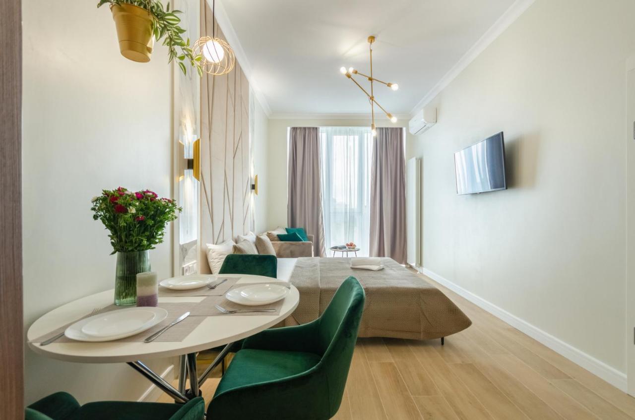 Modern New Cozy Apartment Kvartet Railway Station Kyjev Exteriér fotografie