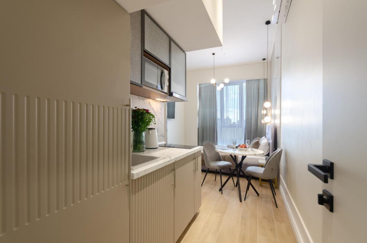 Modern New Cozy Apartment Kvartet Railway Station Kyjev Exteriér fotografie